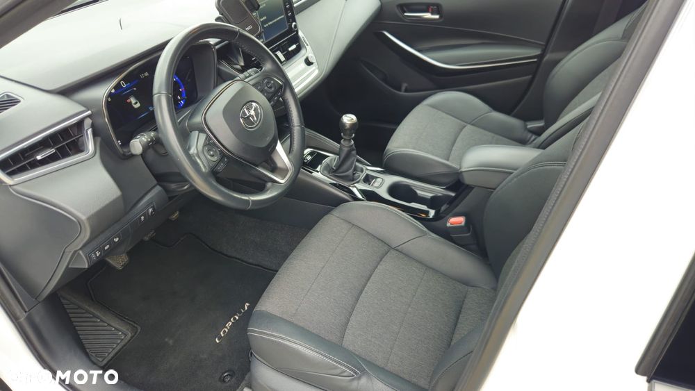 Toyota Corolla 1.2 T Comfort - 11