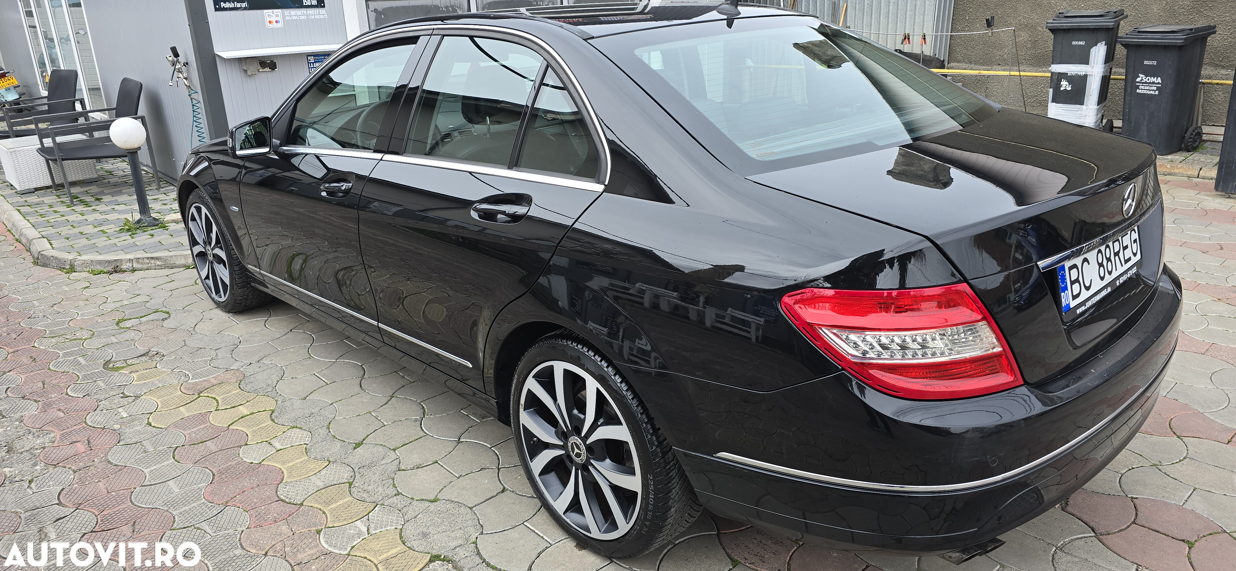Mercedes-Benz C 180 CGI Automatik BlueEFFICIENCY Avantgarde - 2