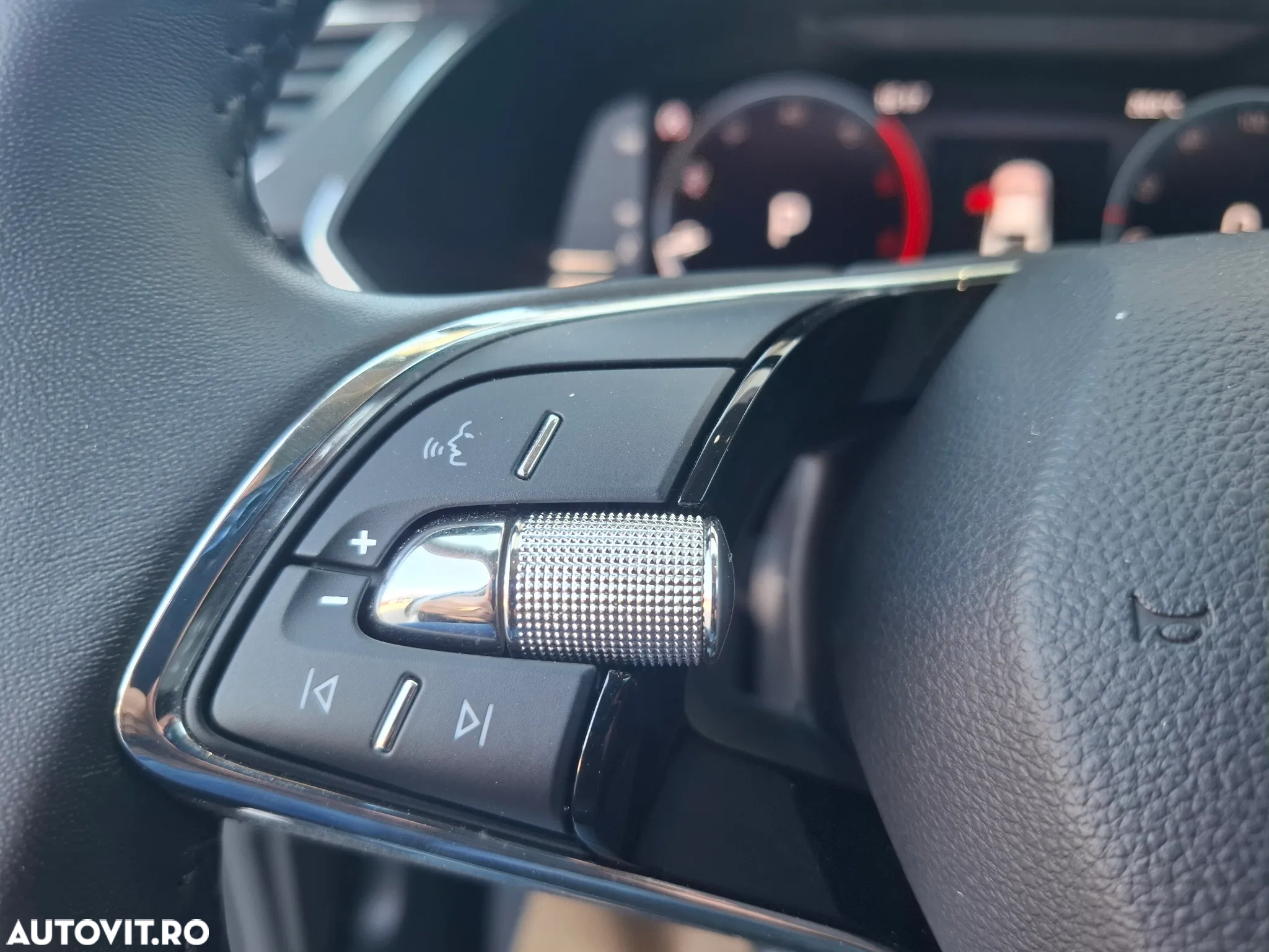 Skoda Superb 2.0 TDI DSG Ambition - 9
