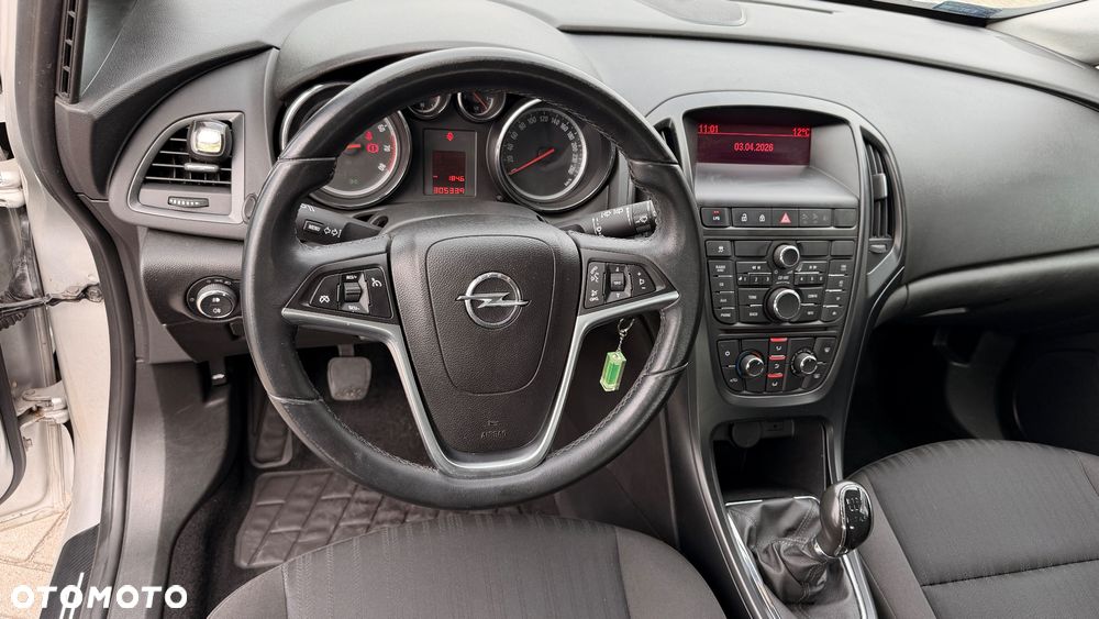 Opel Astra 1.4 T Cosmo - 10