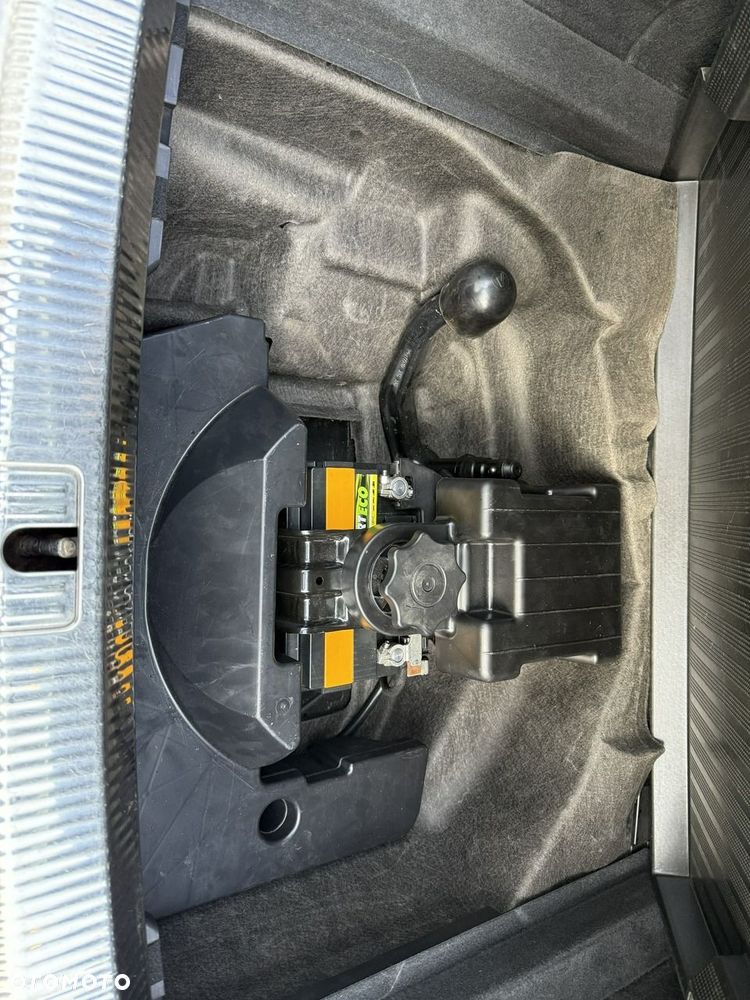 Audi A4 Avant - 33