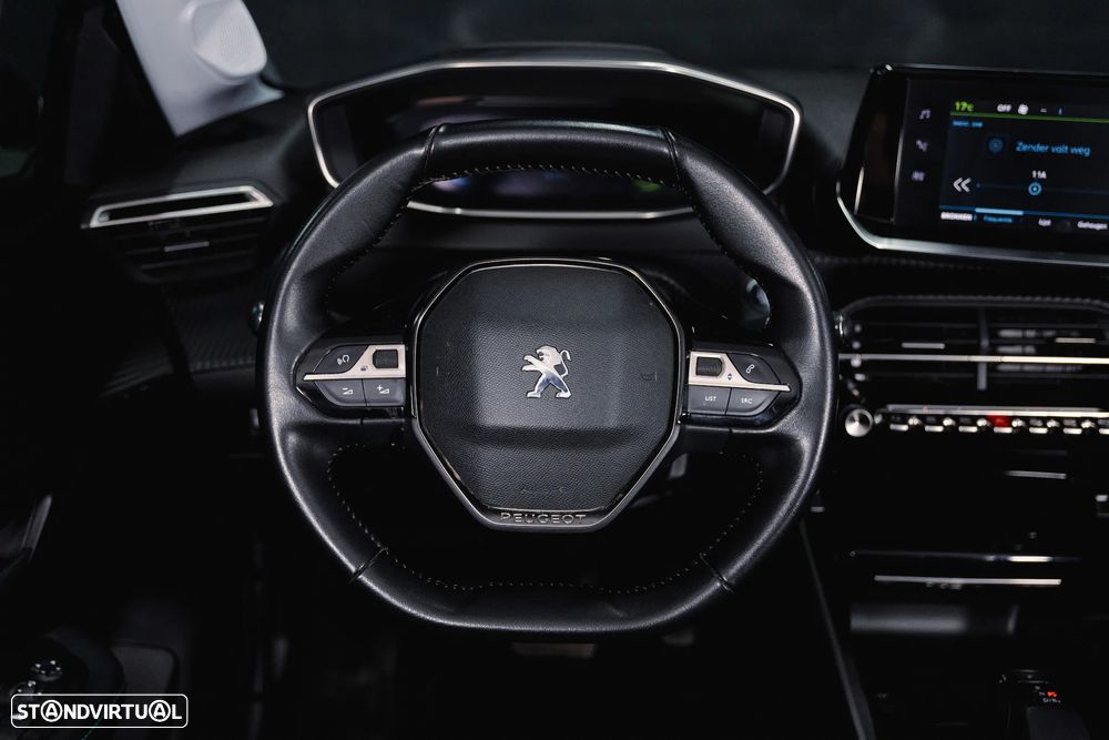 Peugeot e-208 Allure Pack - 9