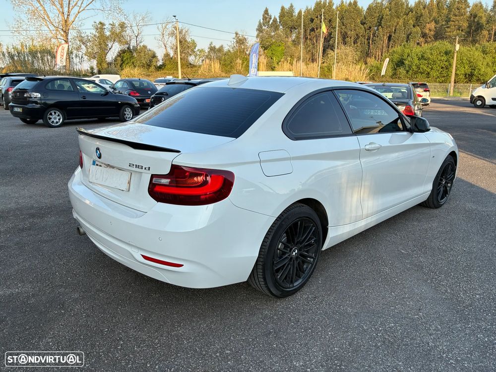 BMW 218 d Coupe Line Sport Auto - 4
