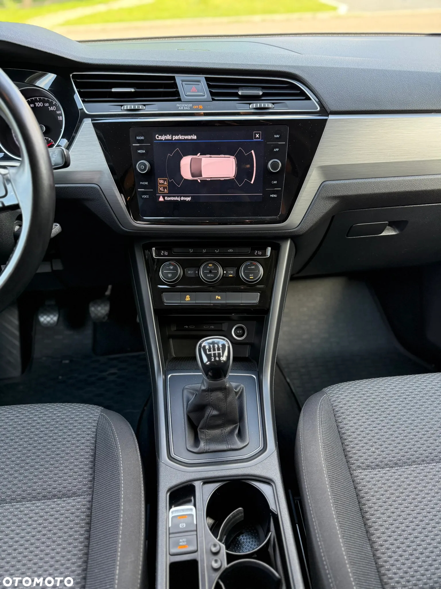 Volkswagen Touran 2.0 TDI BMT SCR Comfortline Plus - 16