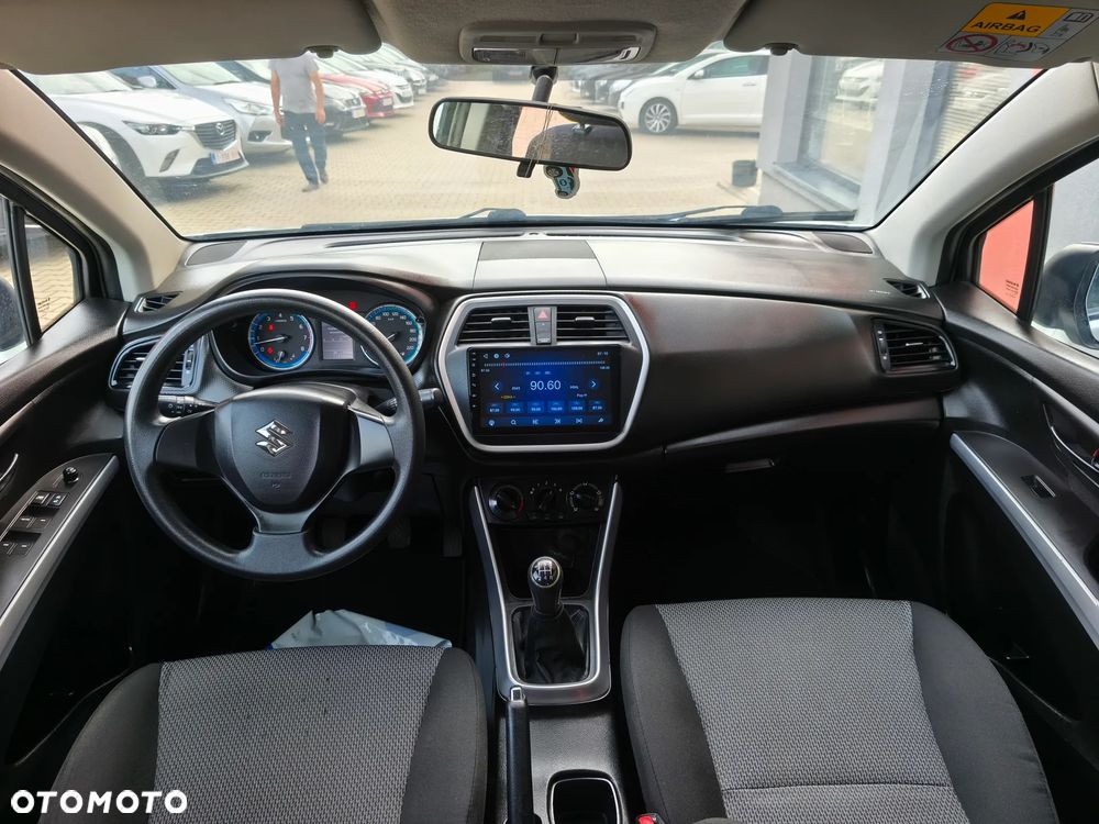 Suzuki SX4 S-Cross 1.6 Comfort - 6
