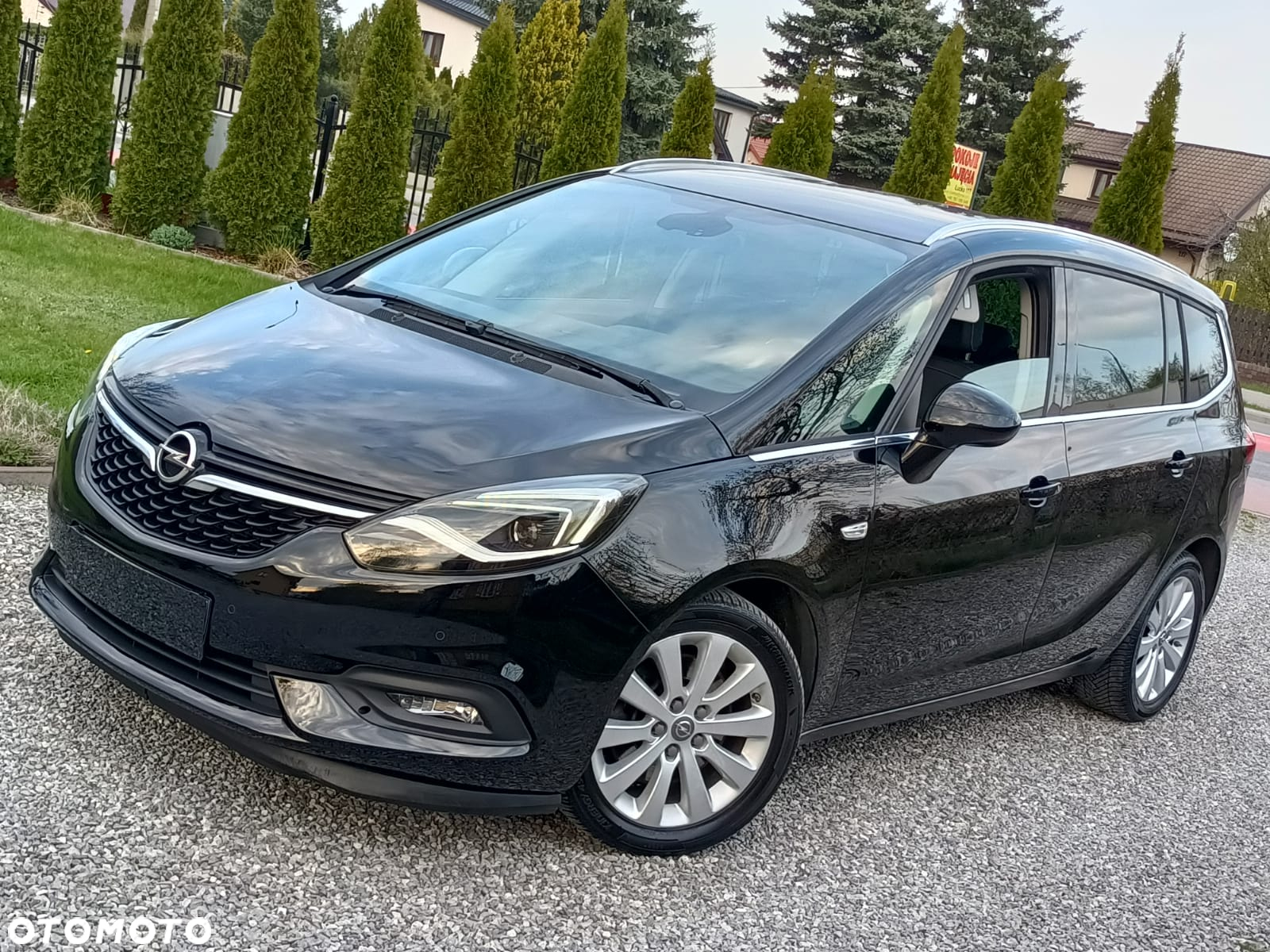 Opel Zafira 2.0 CDTI Cosmo - 2