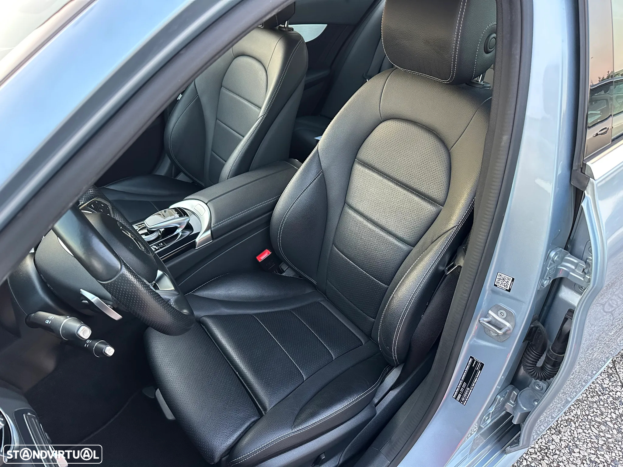 Mercedes-Benz C 300 h AMG Line - 9