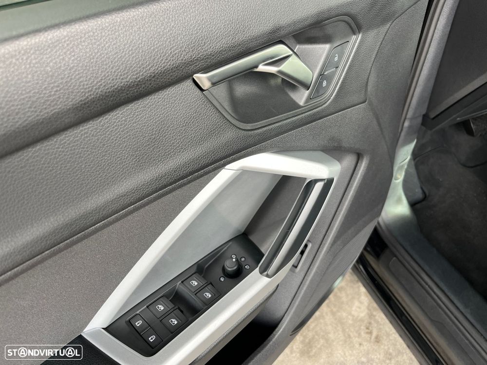 Audi Q3 45 TFSIe S tronic - 15