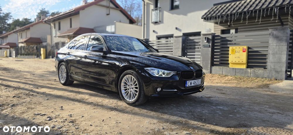 BMW Seria 3 318d DPF Edition Sport - 23