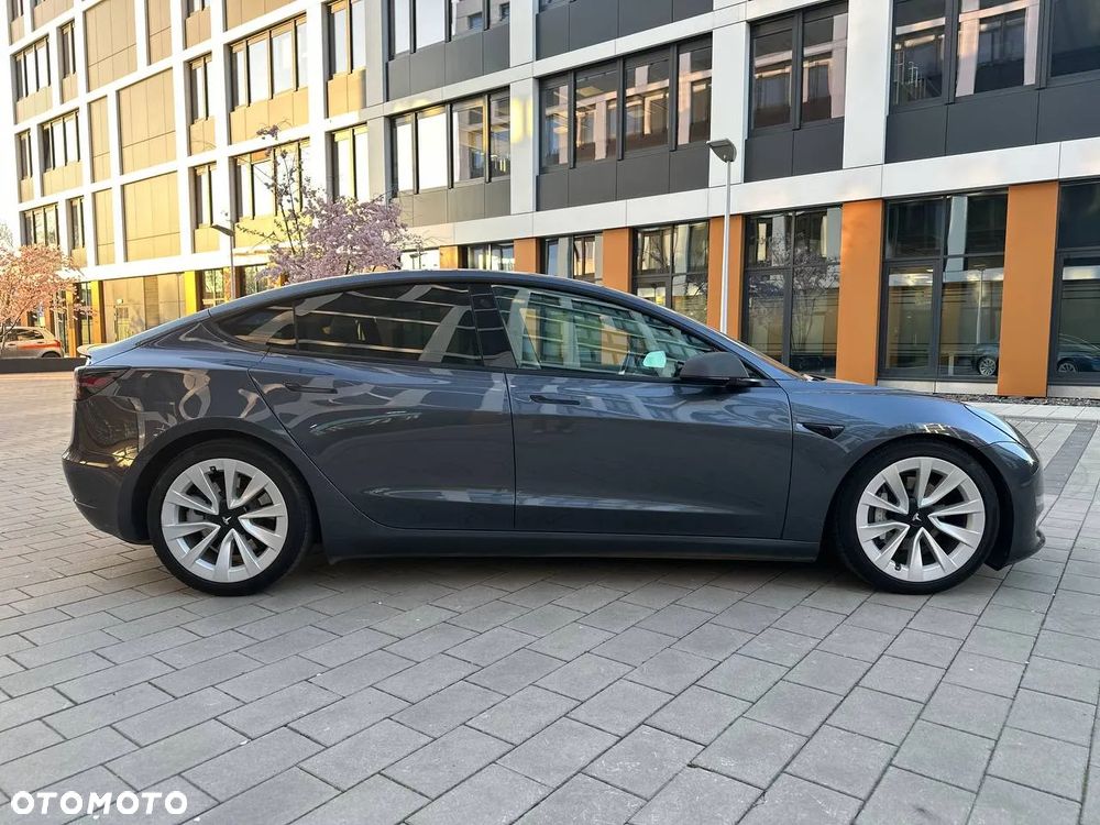 Tesla Model 3 Langstreckenbatterie Allradantrieb Dual Motor - 11