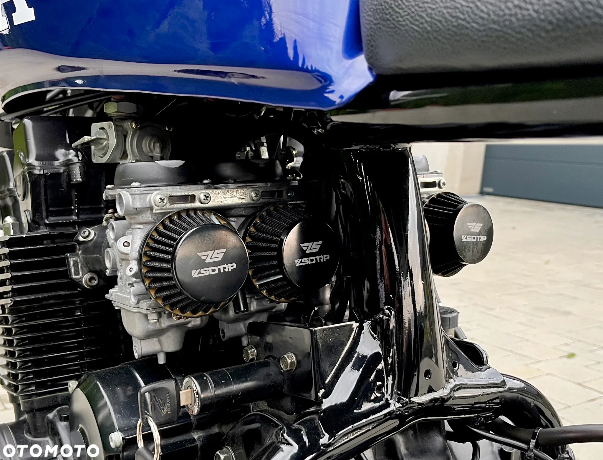 Honda CB - 4