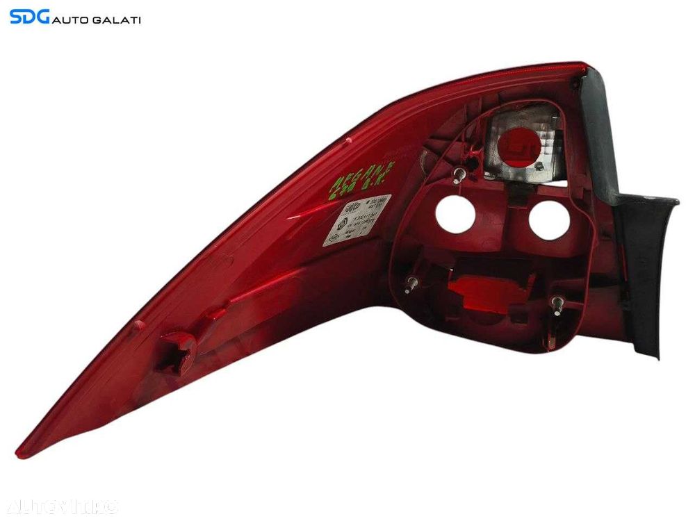 Stop Lampa Tripla Dreapta de pe Aripa Caroserie Renault Megane 2 2002 - 2008 Cod 8200417347 [LR1322] - 2