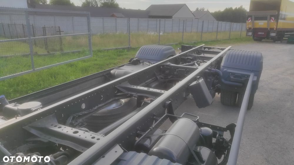 Mercedes-Benz ATEGO 1524L MOTOR 6374 L POD LAWETA BECZKA WYWROT SKRZYNIA KONTENER - 12