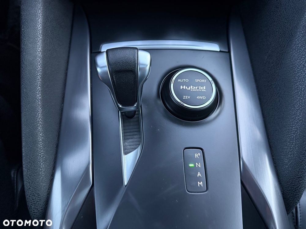 Citroën DS5 Hybrid4 EGS6 SportChic - 15