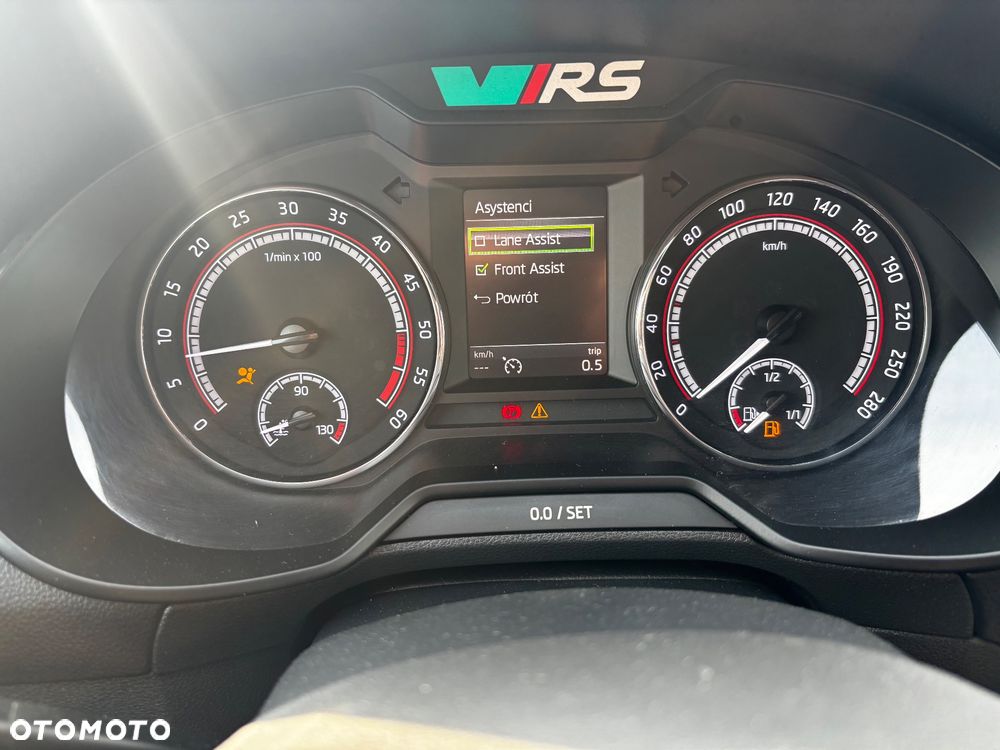 Skoda Octavia 2.0 TDI (Green tec) RS - 32