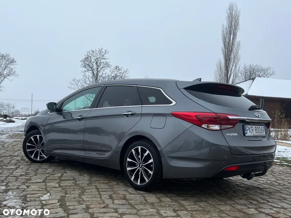 Hyundai i40 Kombi blue 1.7 CRDi DCT Premium - 5