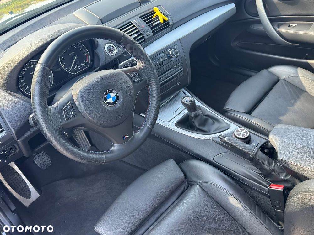 BMW Seria 1 130i - 21