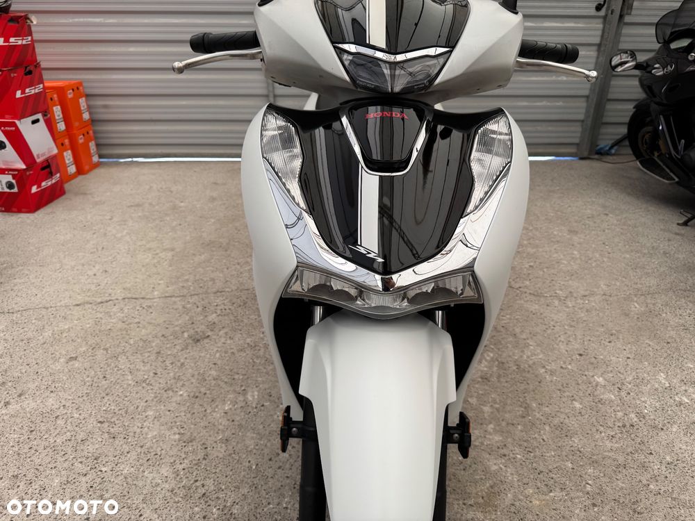 Honda SH - 15
