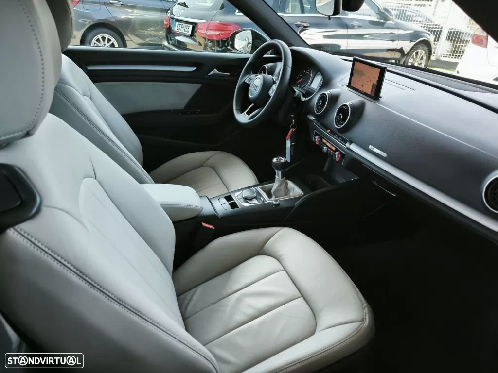 Audi A3 Cabrio 1.6 TDi - 32