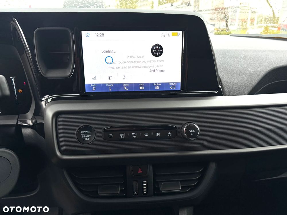 Ford Transit Courier - 20