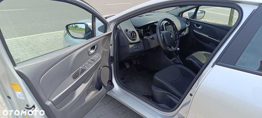 Renault Clio (Energy) TCe 90 Start & Stop INTENS - 12