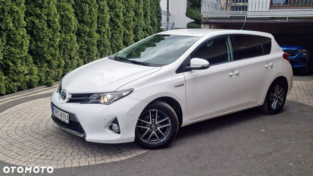Toyota Auris - 2
