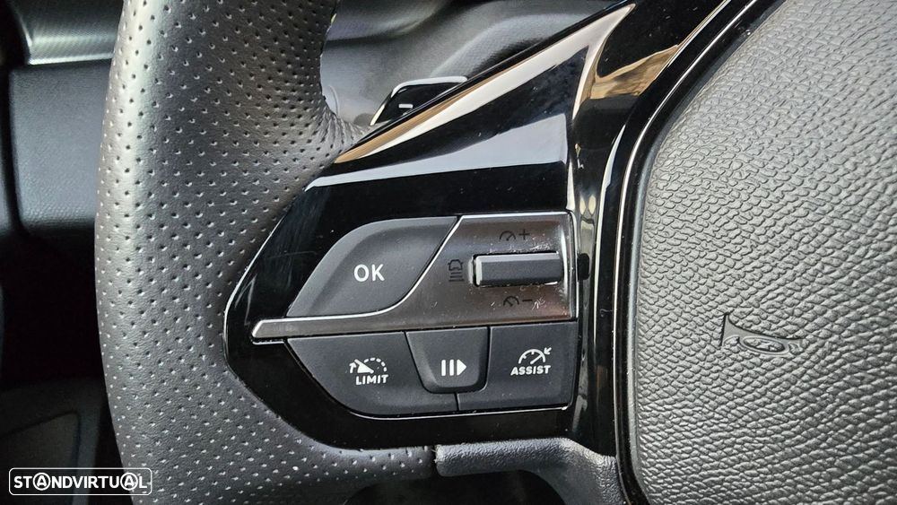 Peugeot 408 1.6 Hybrid GT e-EAT8 - 16