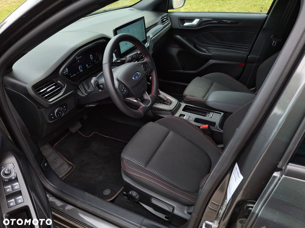 Ford Focus - 12