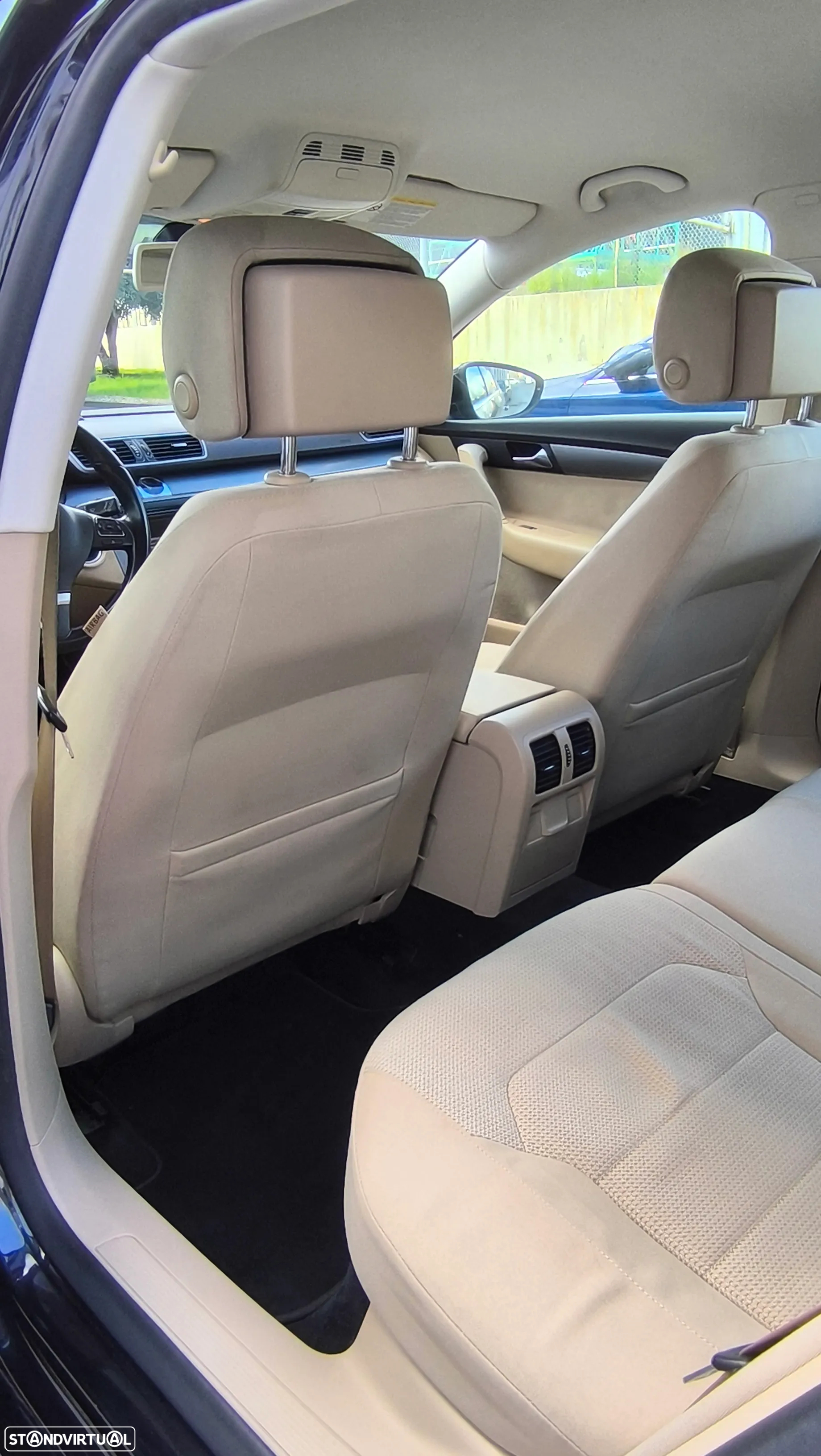 VW Passat Variant 2.0 TDi Edition Con.BM - 21