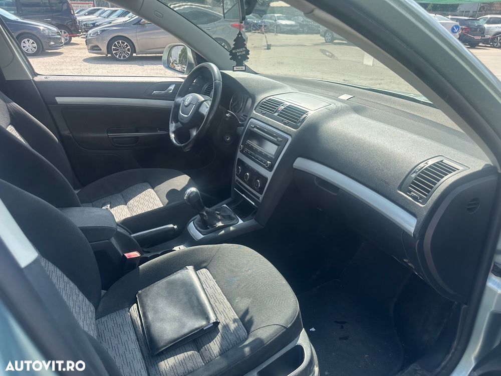 Skoda Octavia - 16