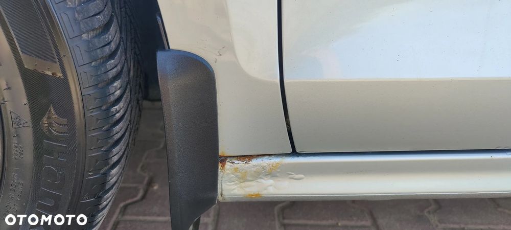 Volkswagen Jetta 1.6 TDI Trendline - 31