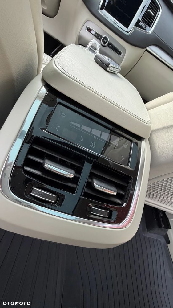Volvo XC 90 B5 D AWD Inscription 7os - 21