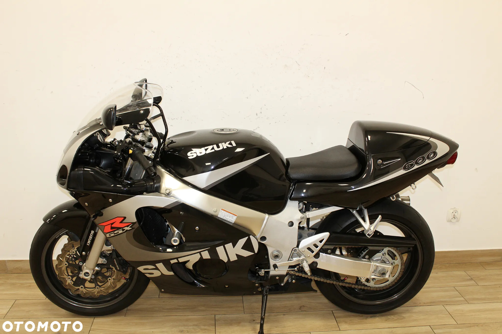 Suzuki GSX-R - 4