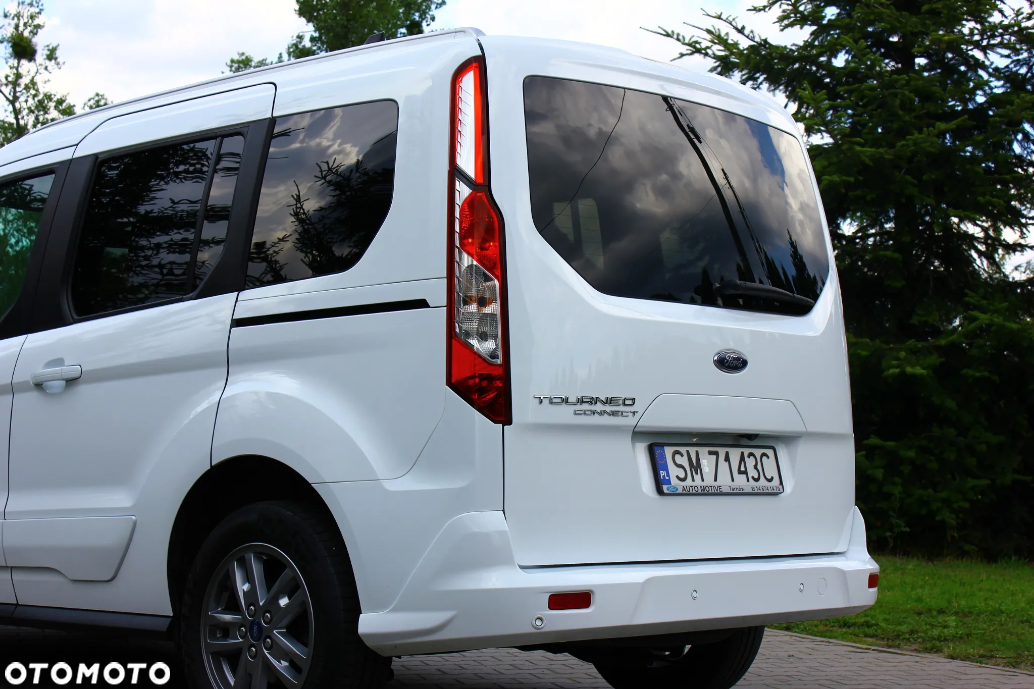 Ford Tourneo Connect 1.5 EcoBlue Titanium - 10