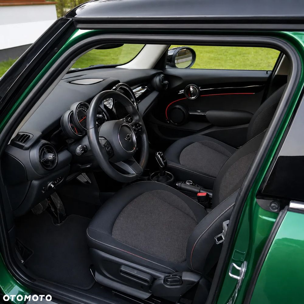 MINI Cooper Standard - 10