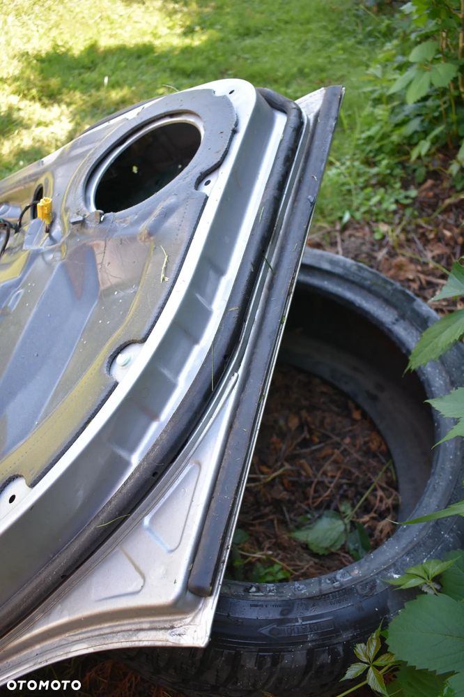 MERCEDES W211 KOMBI DRZWI LEWE TYLNE 744 ORYGINAŁ LAKIER - 15