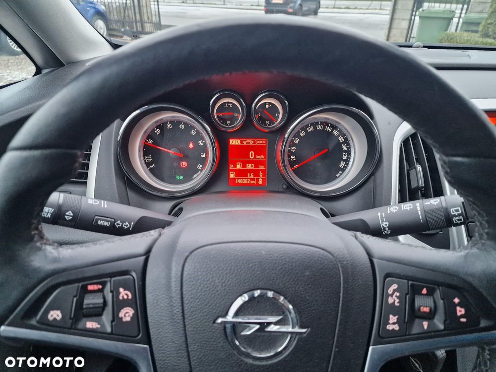 Opel Astra 1.4 Turbo Style - 24