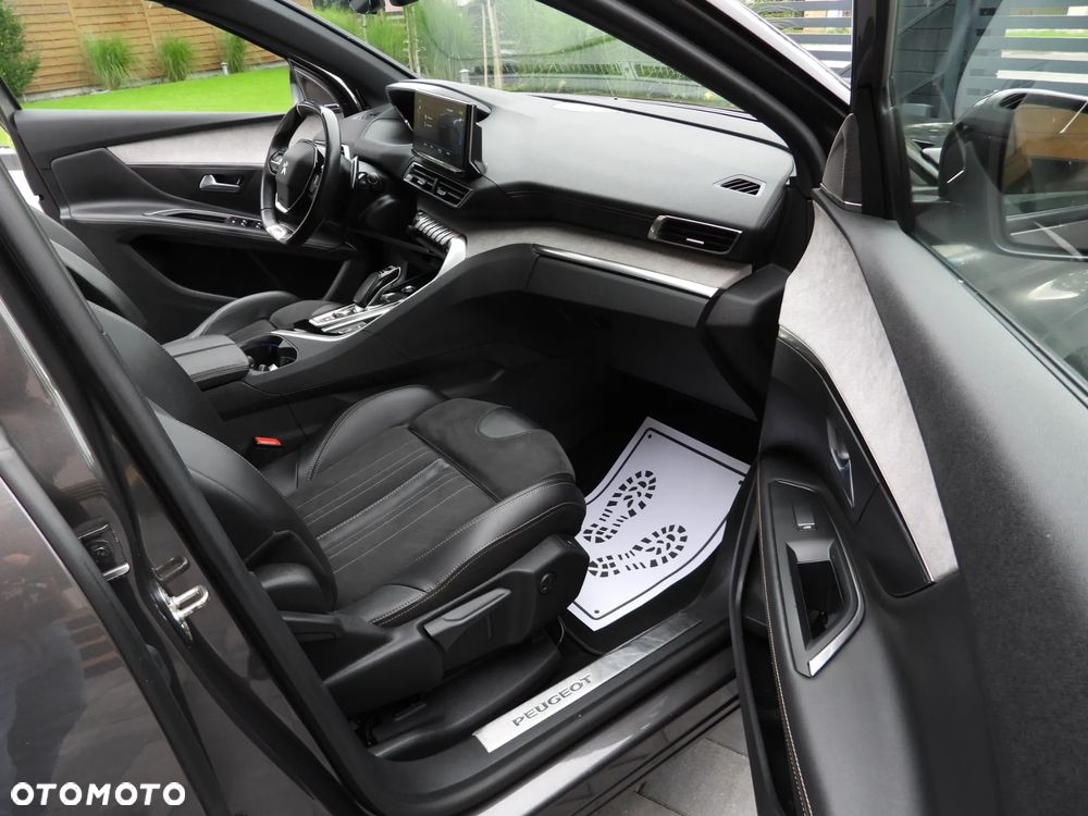 Peugeot 3008 225 e-EAT8 GT Pack - 41