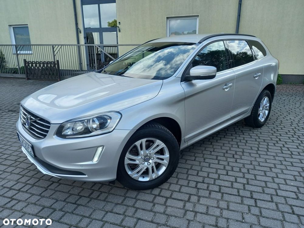 Volvo XC 60 D4 Geartronic Momentum - 4