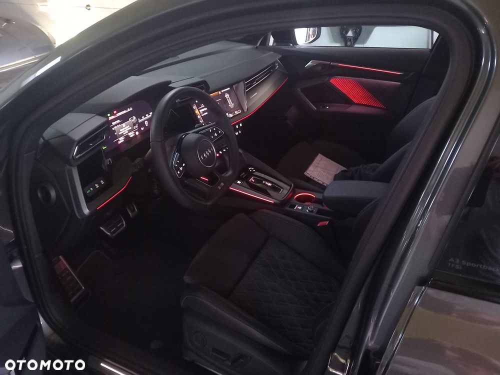 Audi A3 Sportback 35 TFSI S tronic S line - 11