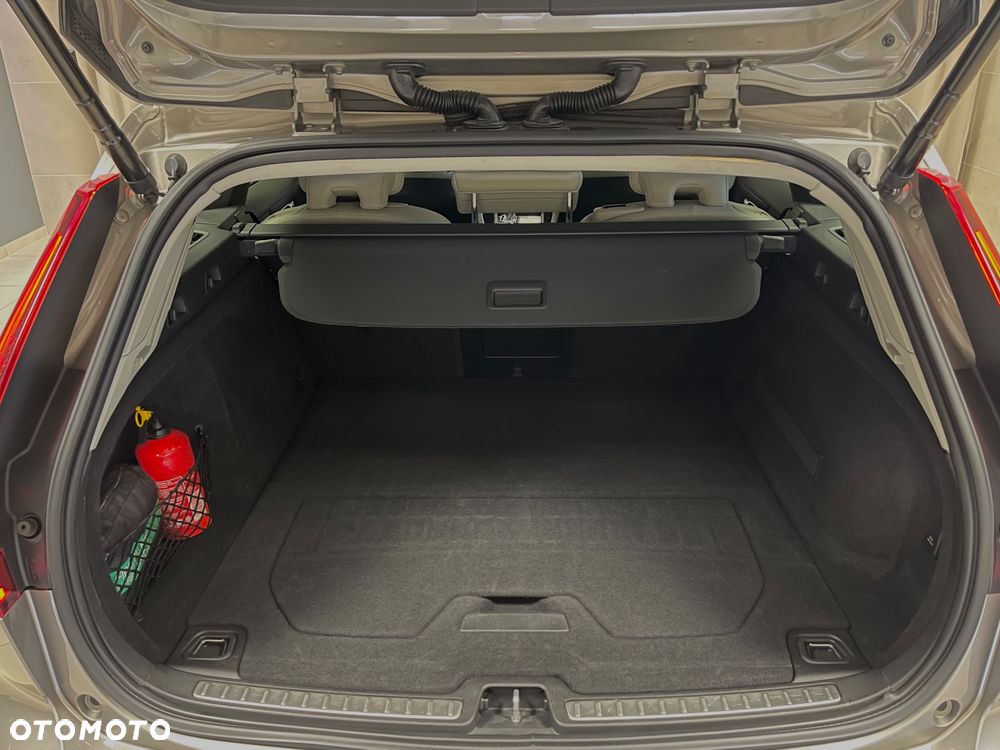 Volvo V60 D4 Inscription - 38