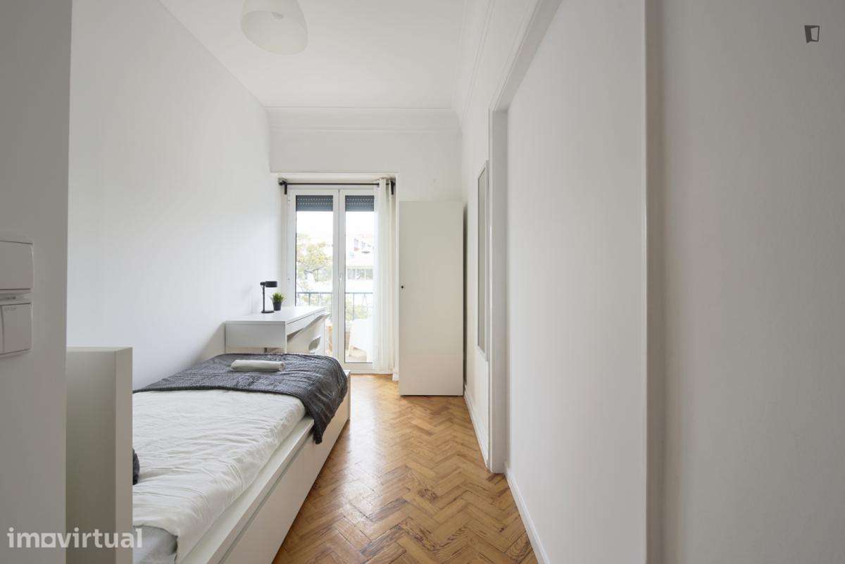 Quarto - localizado em Entrecampos Lisbon - Grande imagem: 3/58