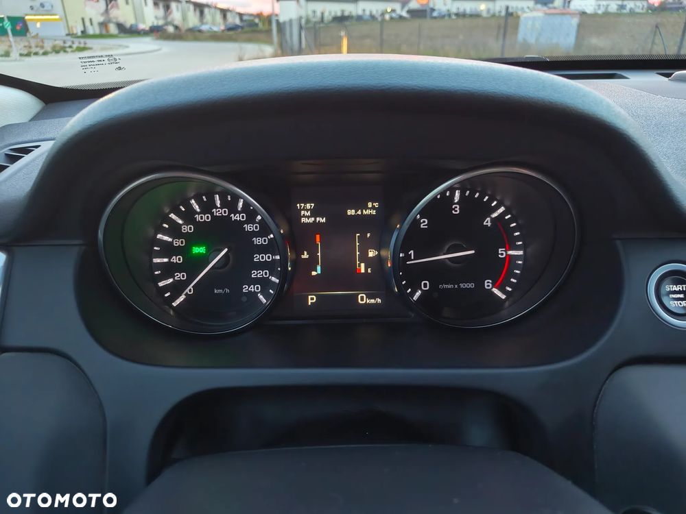 Land Rover Discovery Sport 2.0 TD4 SE - 11