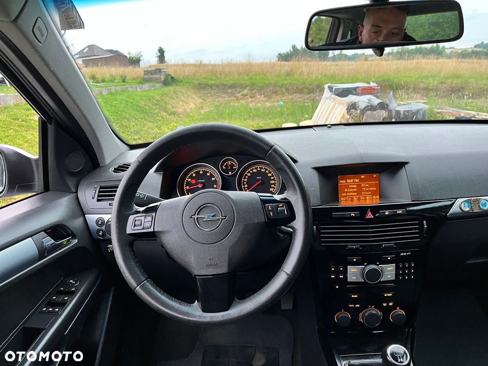 Opel Astra 1.6 Easytronic Cosmo - 8