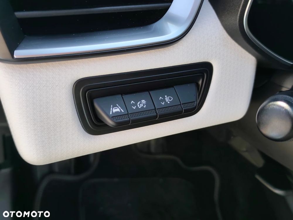 Renault Clio BLUE dCi 100 BUSINESS EDITION - 21