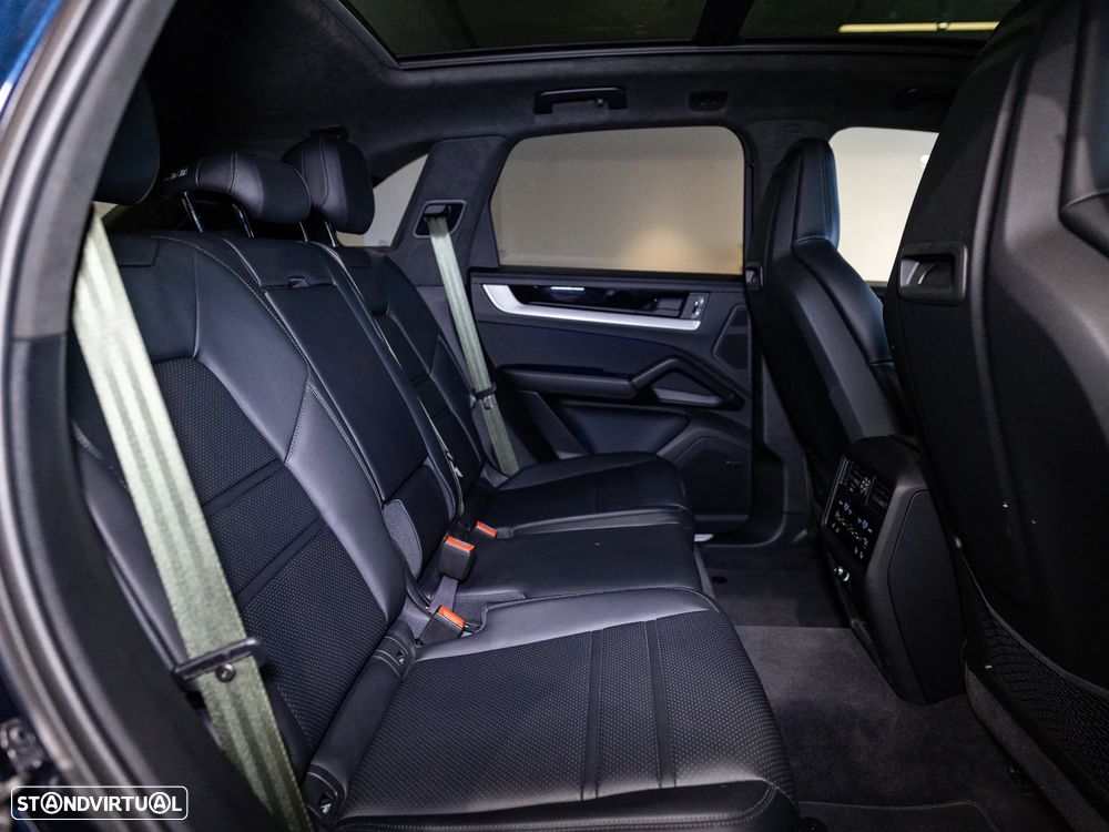 Porsche Cayenne E-Hybrid - 30