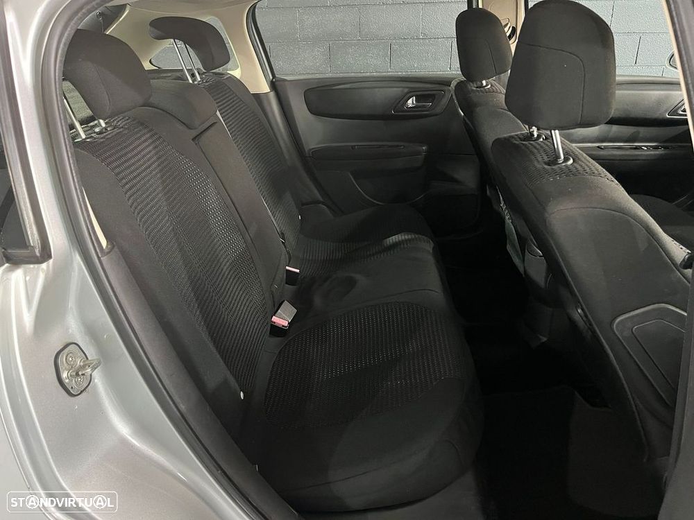Citroën C4 1.6 HDi VTR Pack Airdream CMP6 - 13