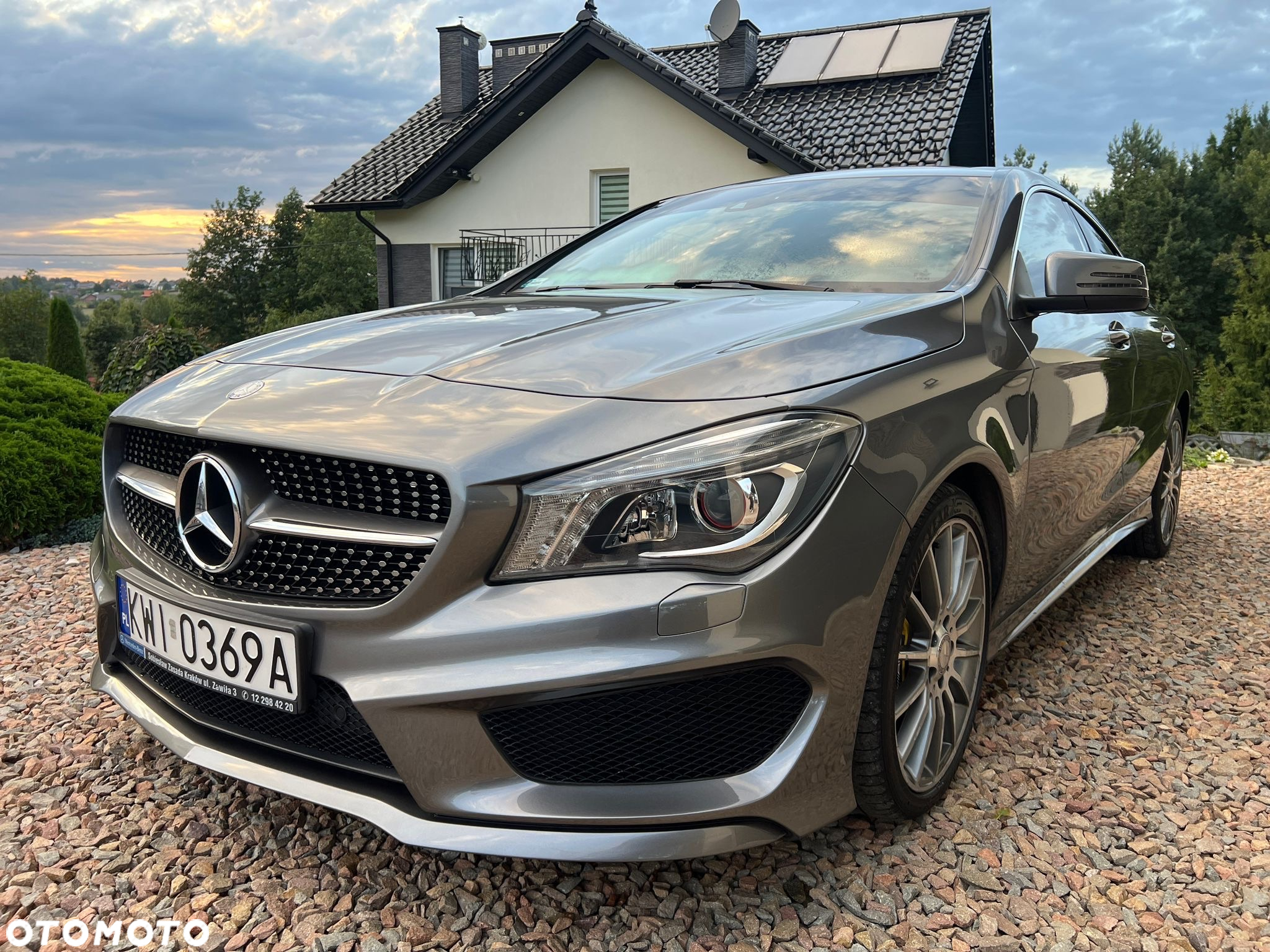Mercedes-Benz CLA - 33