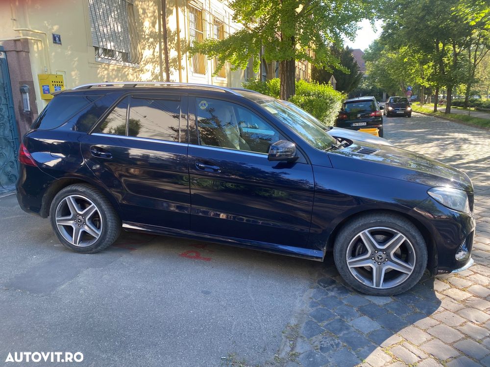 Mercedes-Benz GLE - 12