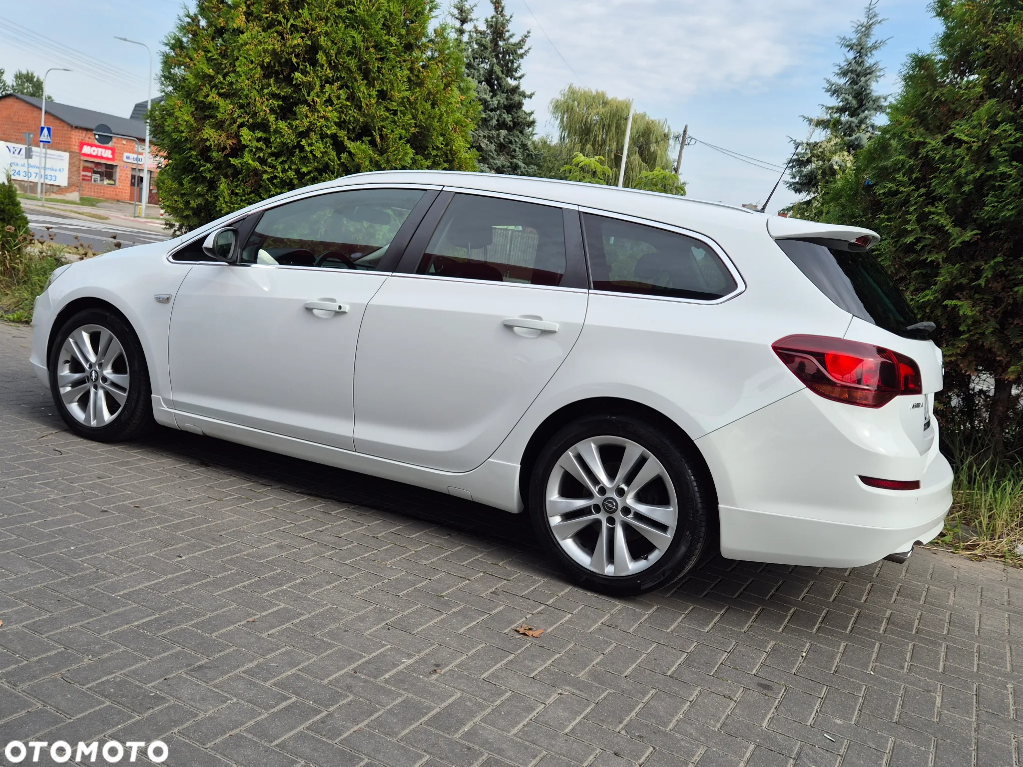 Opel Astra 1.6 Turbo Caravan Cosmo - 8